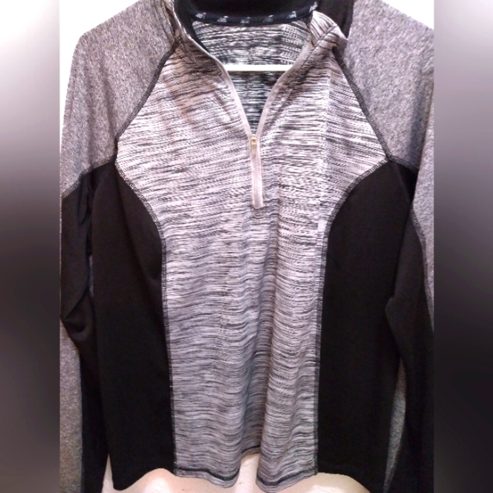 Avia dri fit half zip athletic top